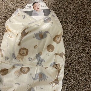 New swaddle blanket